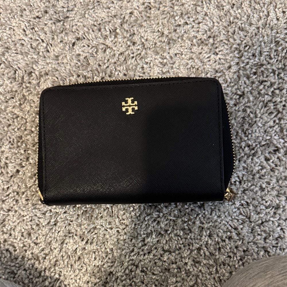 Tory Burch Black Zip Wallet with Gold Emblem